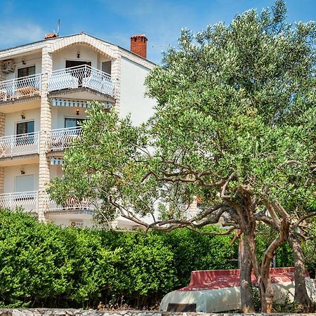 Villa Daniela Trogir Bagian luar foto