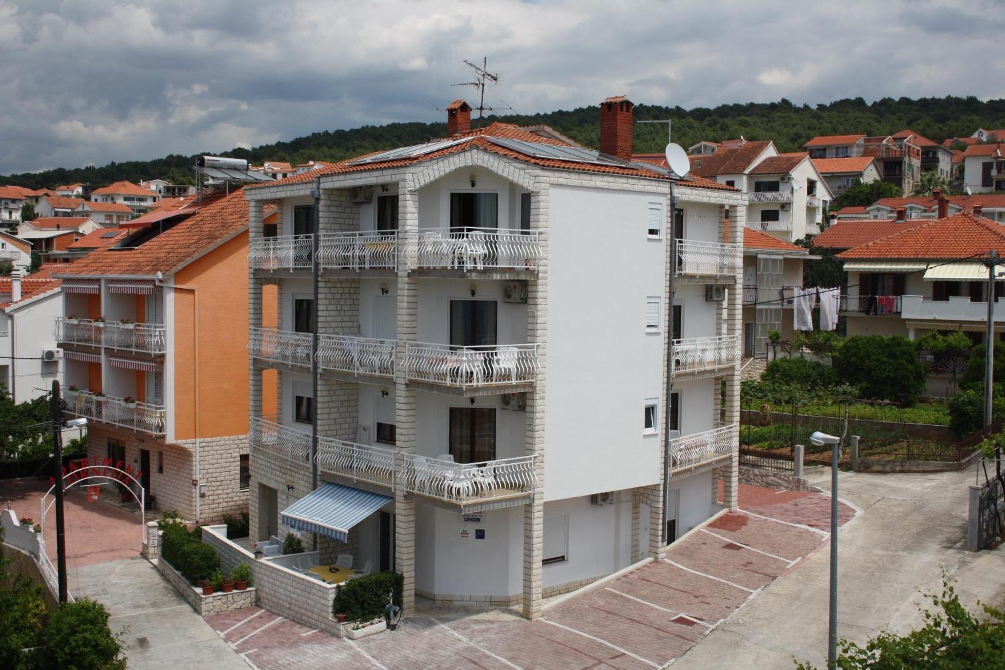 Villa Daniela Trogir Bagian luar foto
