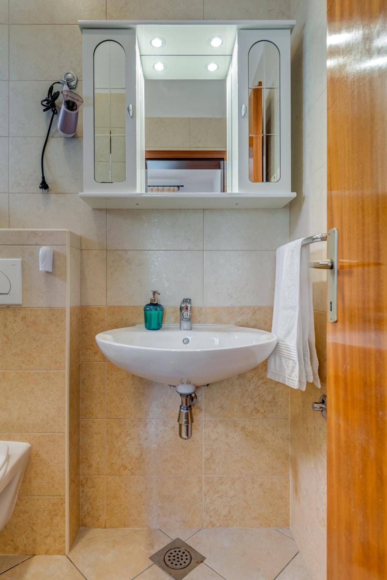 Villa Daniela Trogir Bagian luar foto