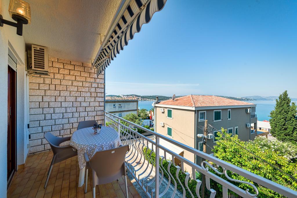 Villa Daniela Trogir Bagian luar foto