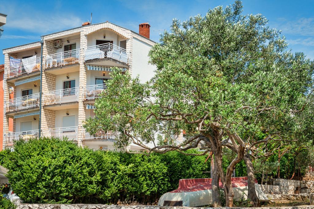 Villa Daniela Trogir Bagian luar foto