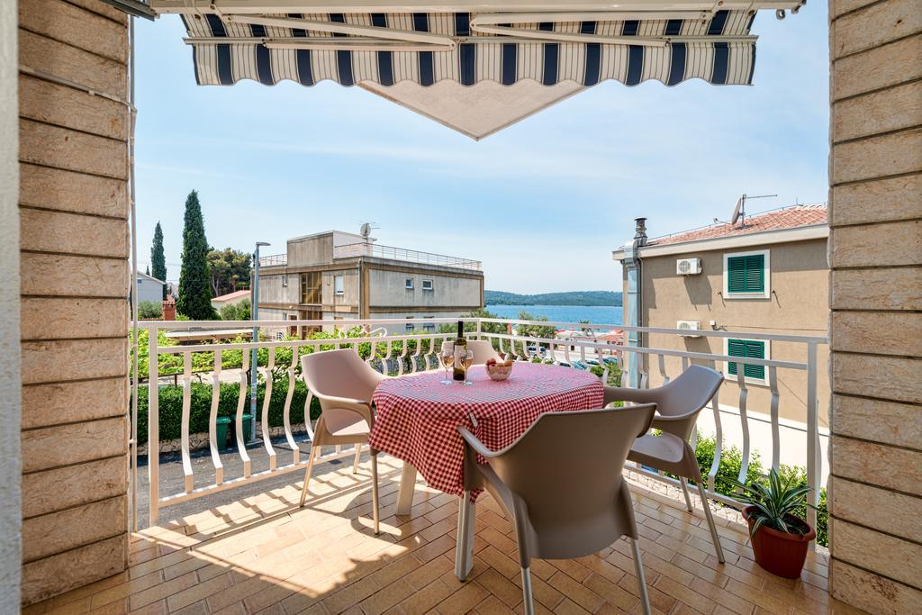 Villa Daniela Trogir Bagian luar foto